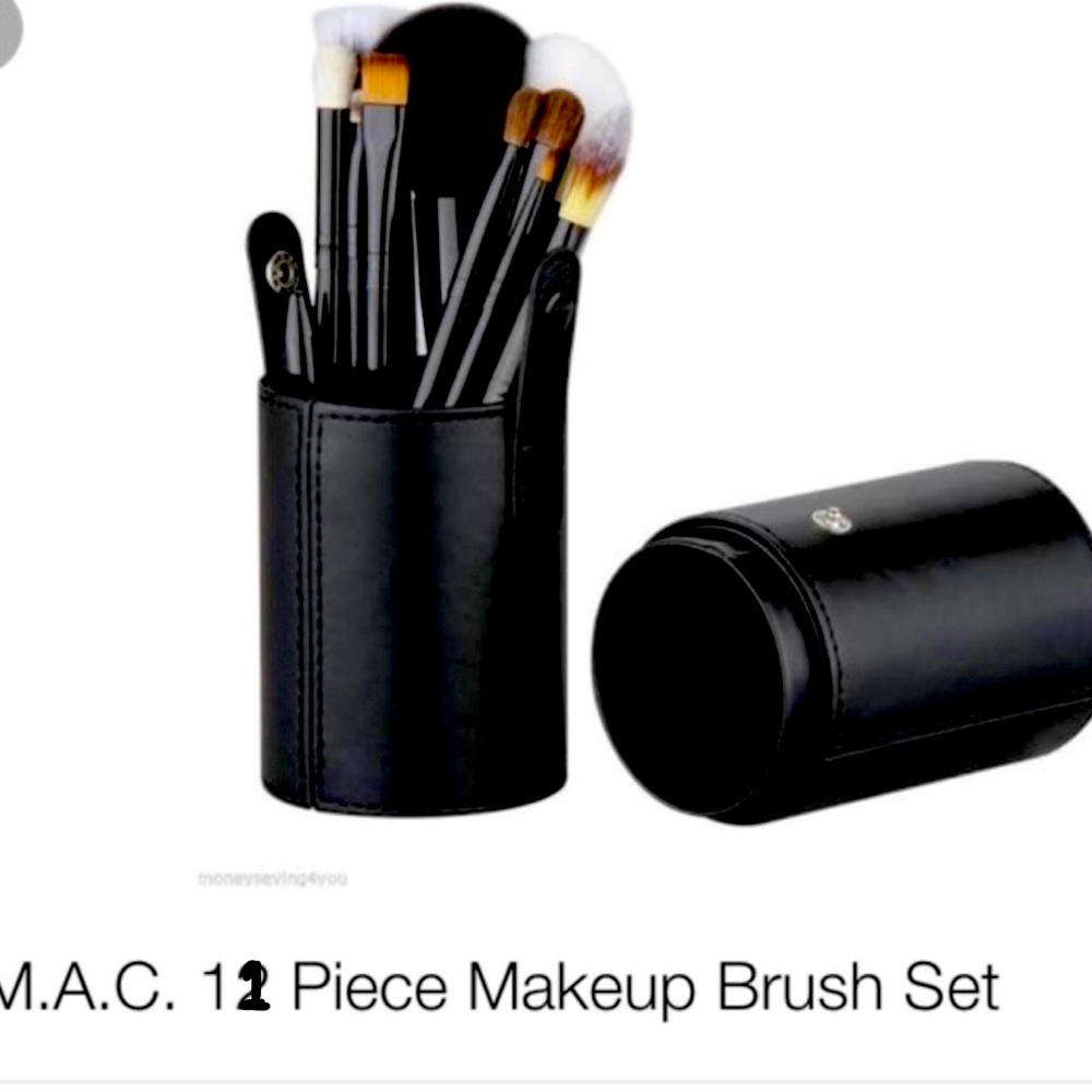 M.A.C 11 Piece Makeup Brush Set new